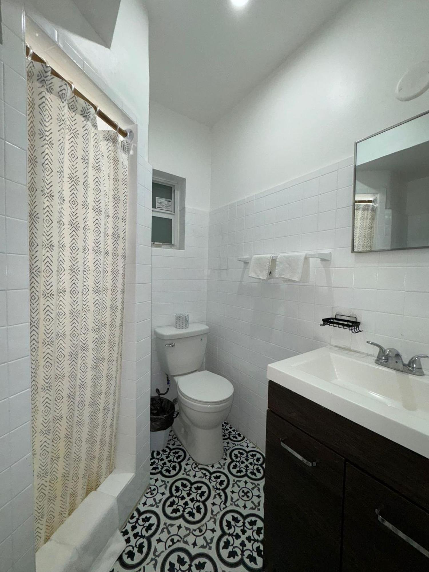 Hotel Rainbow - Miami - Little Havanna Ngoại thất bức ảnh