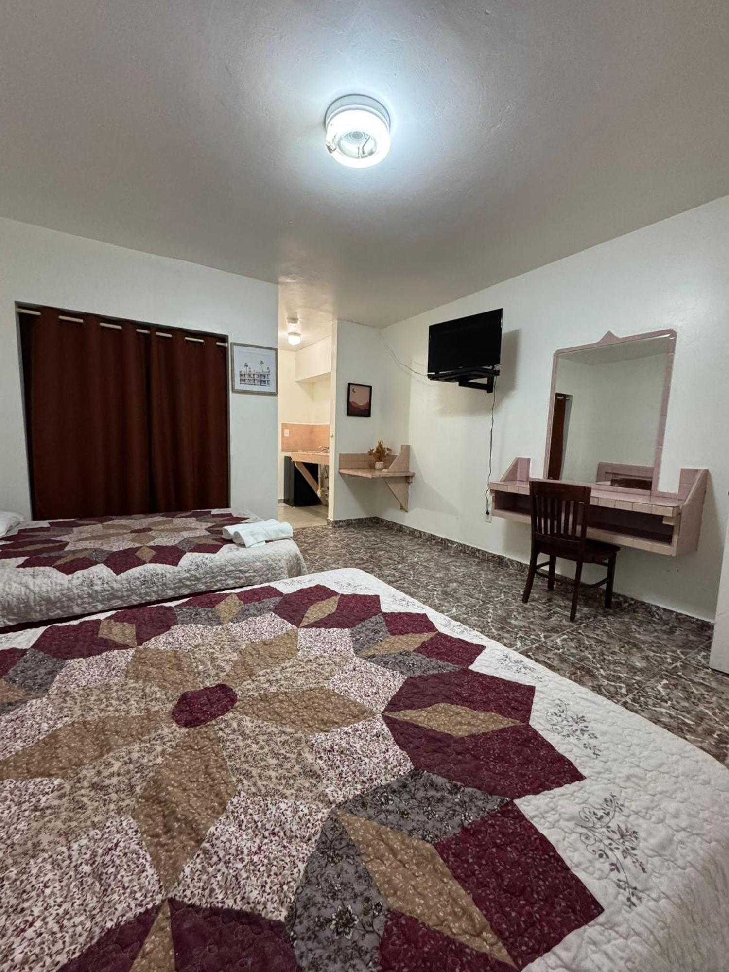 Hotel Rainbow - Miami - Little Havanna Ngoại thất bức ảnh